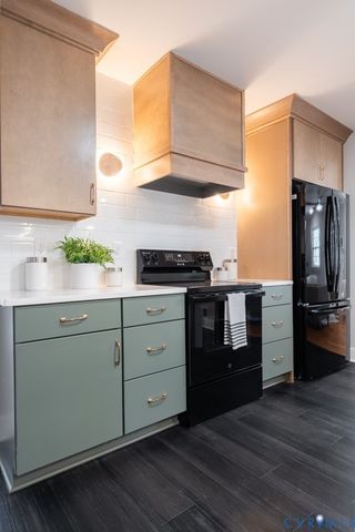 3827 W Weyburn Rd, Richmond, VA 23235