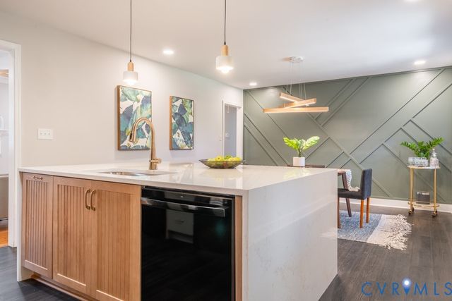 3827 W Weyburn Rd, Richmond, VA 23235