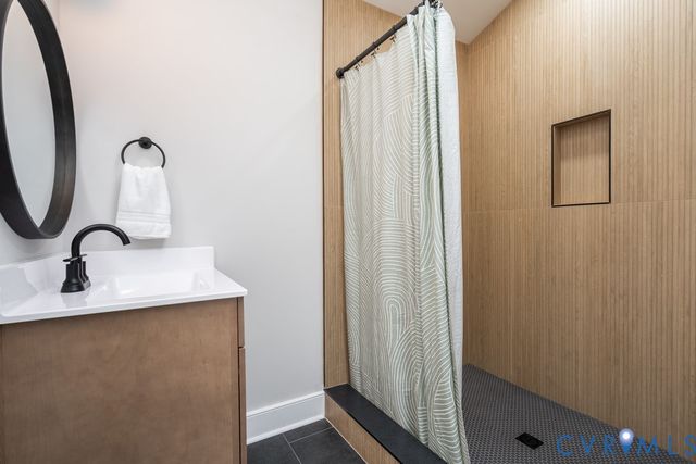 3827 W Weyburn Rd, Richmond, VA 23235