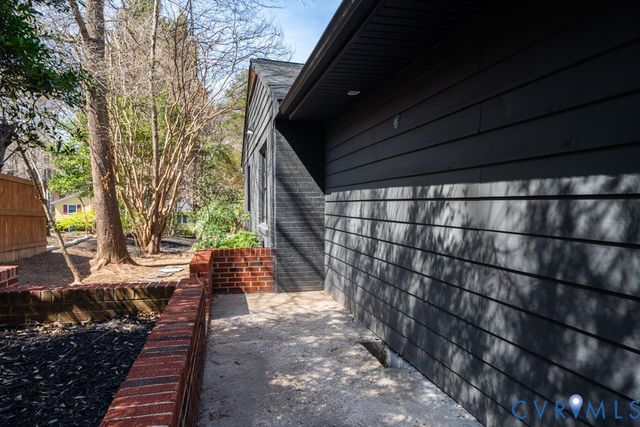 3827 W Weyburn Rd, Richmond, VA 23235