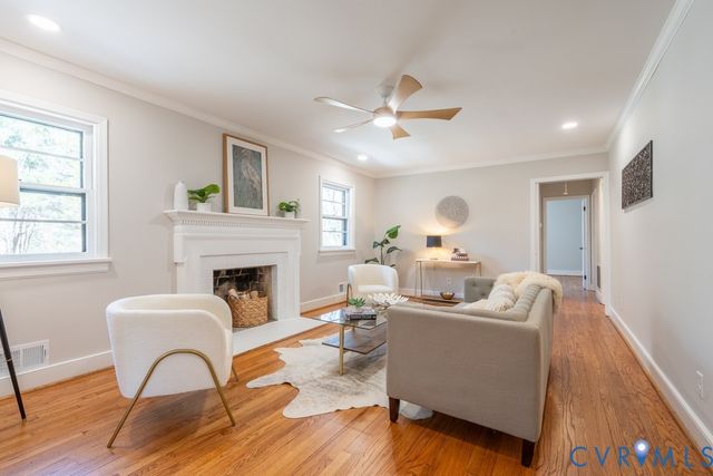 3827 W Weyburn Rd, Richmond, VA 23235