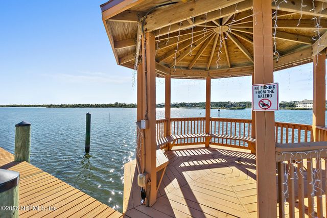 100 MARINA BAY Drive 101, Flagler Beach, FL 32136