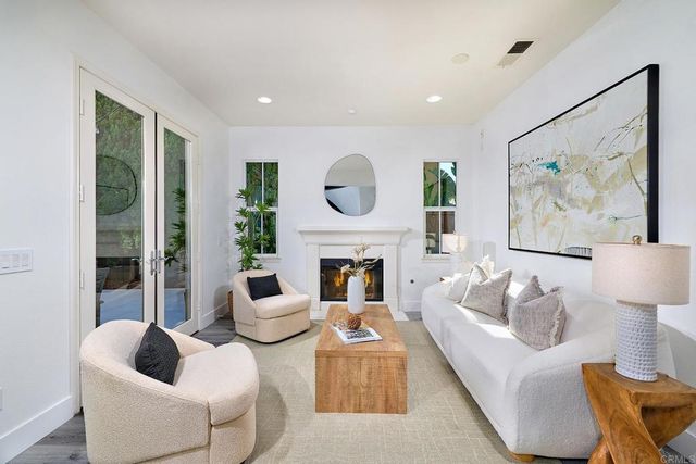 2266 AVENTURINE PLACE, Carlsbad, CA 92009