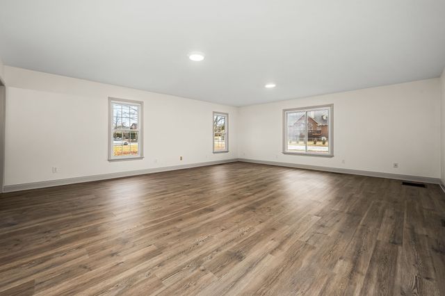 1015 Brinkley Rd, Murfreesboro, TN 37128