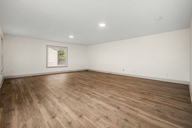 1015 Brinkley Rd, Murfreesboro, TN 37128