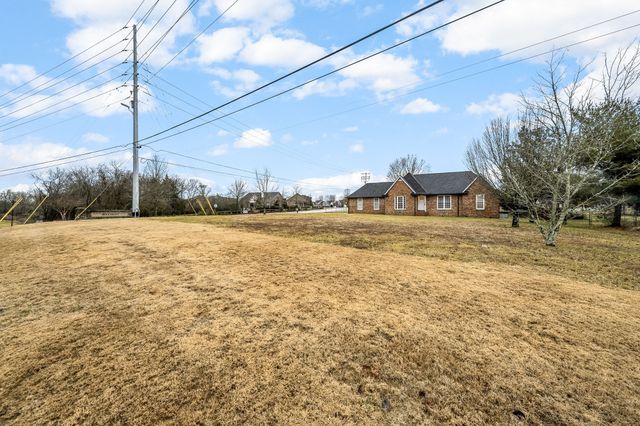 1015 Brinkley Rd, Murfreesboro, TN 37128