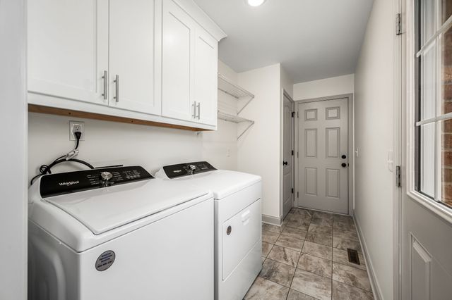 1015 Brinkley Rd, Murfreesboro, TN 37128