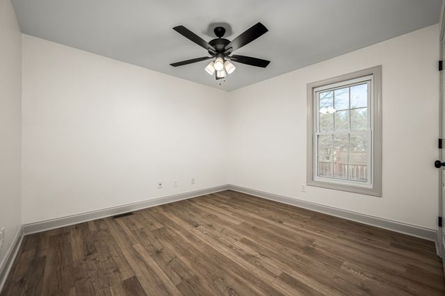 1015 Brinkley Rd, Murfreesboro, TN 37128