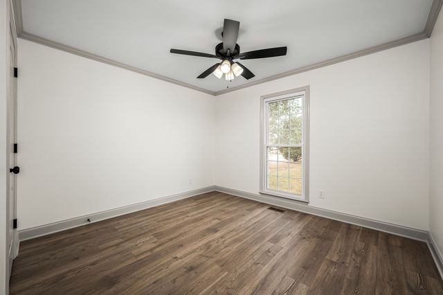 1015 Brinkley Rd, Murfreesboro, TN 37128
