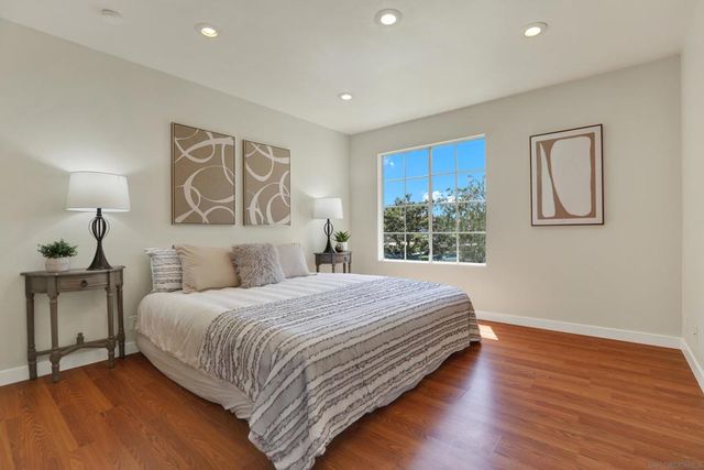 7250 Calle Cristobal 36, San Diego, CA 92126