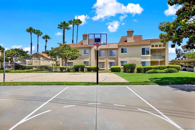 7250 Calle Cristobal 36, San Diego, CA 92126