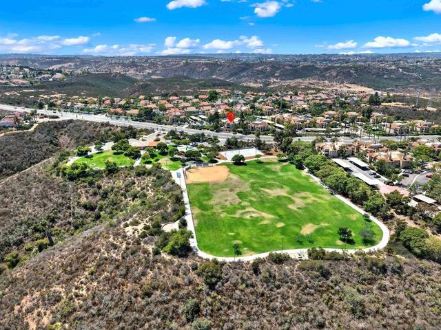 7250 Calle Cristobal 36, San Diego, CA 92126
