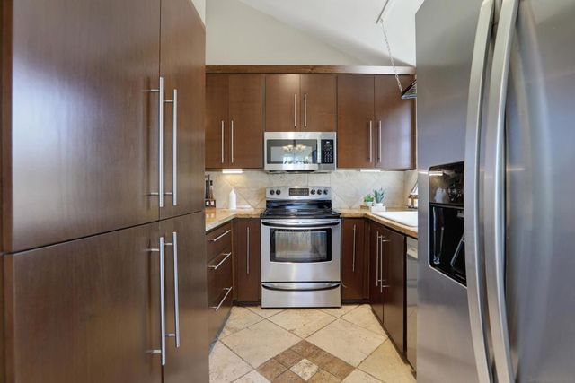7250 Calle Cristobal 36, San Diego, CA 92126