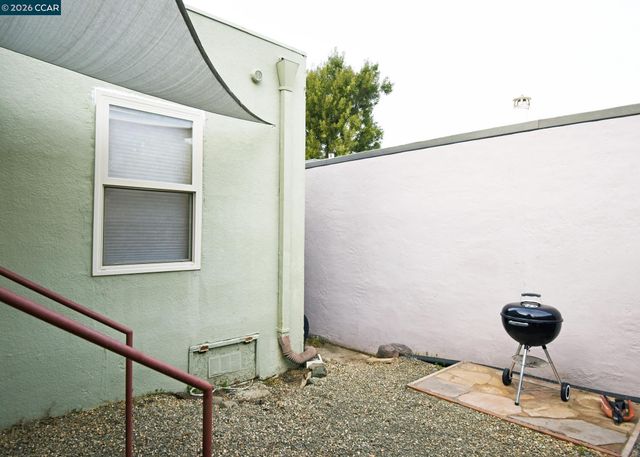 228 Arreba St., Martinez, CA 94553