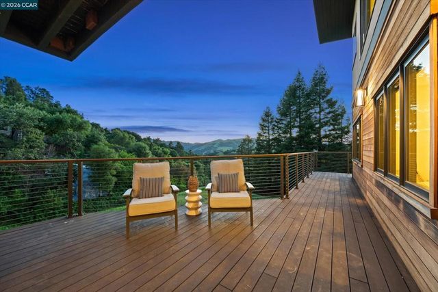 564 Tahos Rd, Orinda, CA 94563