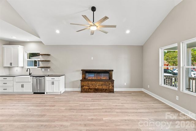 156 Edwards Avenue, Swannanoa, NC 28778