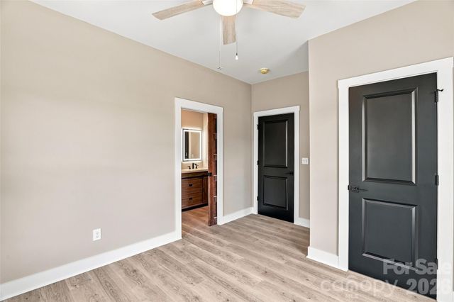 156 Edwards Avenue, Swannanoa, NC 28778