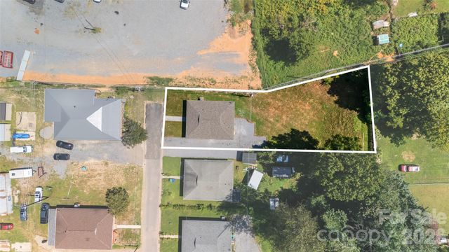 156 Edwards Avenue, Swannanoa, NC 28778