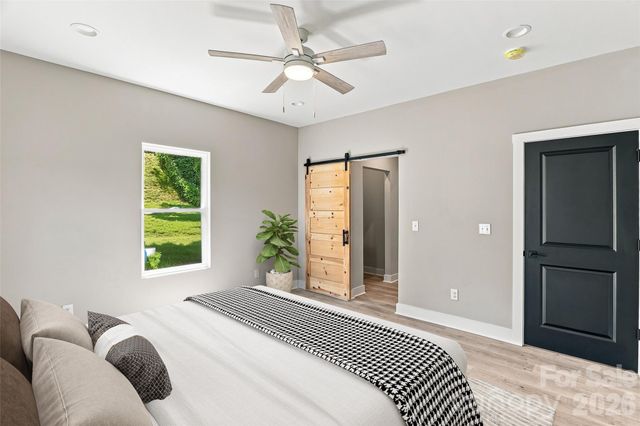 156 Edwards Avenue, Swannanoa, NC 28778