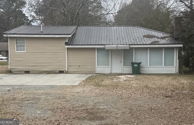 1102 N Washington Street, Sylvester, GA 31791