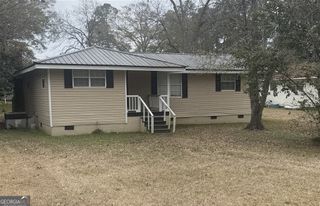 1102 N Washington Street, Sylvester, GA 31791