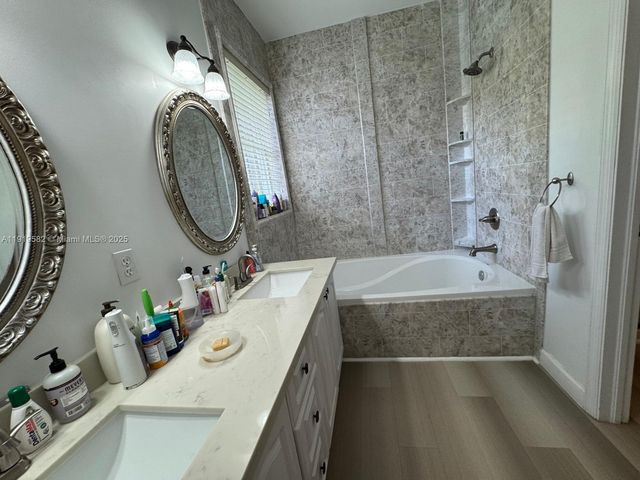 8061 SW 119th Ct 0, Miami, FL 33183