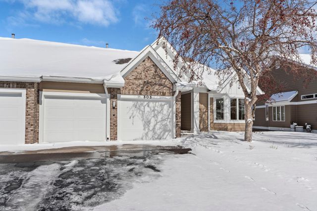 303 Sunflower Court, Vadnais Heights, MN 55127