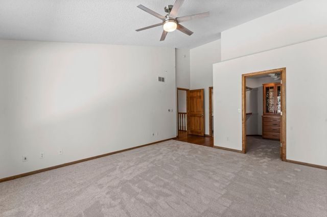 303 Sunflower Court, Vadnais Heights, MN 55127