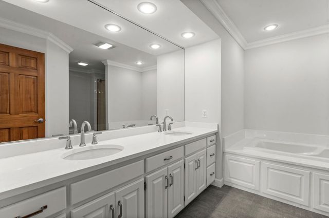 303 Sunflower Court, Vadnais Heights, MN 55127