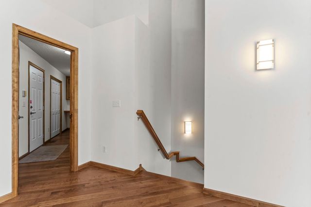 303 Sunflower Court, Vadnais Heights, MN 55127