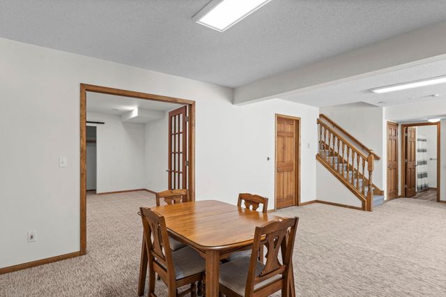 303 Sunflower Court, Vadnais Heights, MN 55127