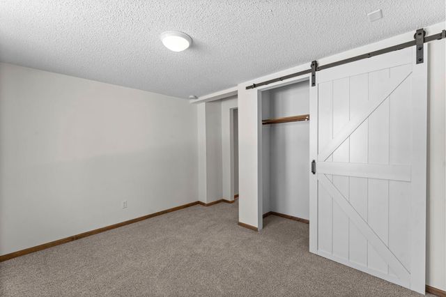 303 Sunflower Court, Vadnais Heights, MN 55127