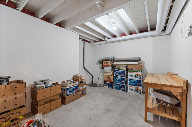 303 Sunflower Court, Vadnais Heights, MN 55127