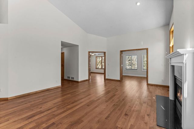 303 Sunflower Court, Vadnais Heights, MN 55127