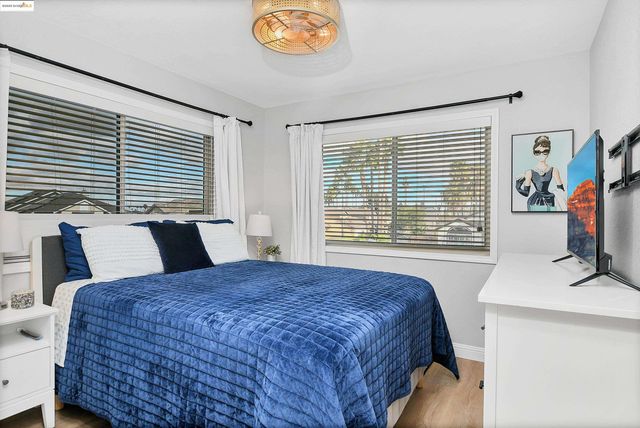 2060 Bowsprit Ct, Discovery Bay, CA 94505