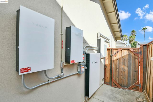 2060 Bowsprit Ct, Discovery Bay, CA 94505