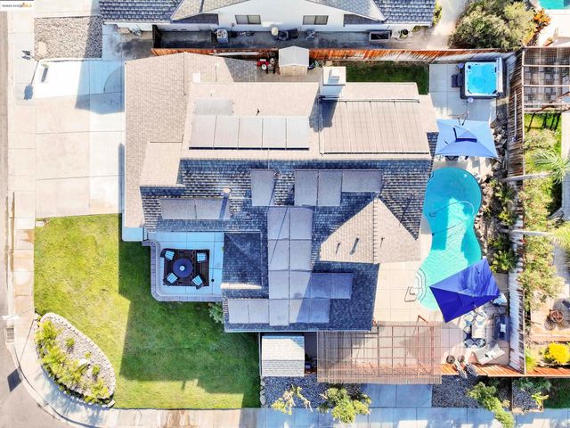 2060 Bowsprit Ct, Discovery Bay, CA 94505