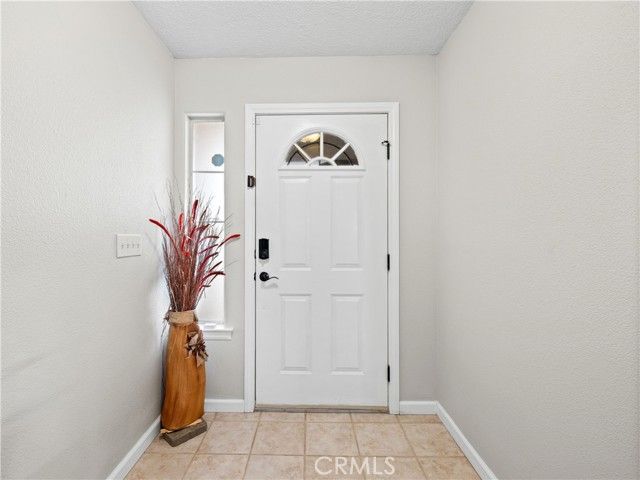 26709 Lakeview Drive, Helendale, CA 92342