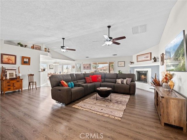 26709 Lakeview Drive, Helendale, CA 92342