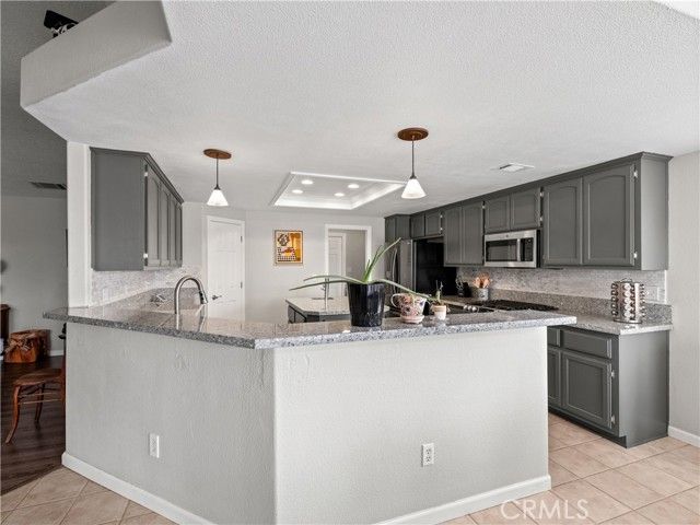 26709 Lakeview Drive, Helendale, CA 92342