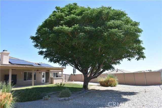 26709 Lakeview Drive, Helendale, CA 92342