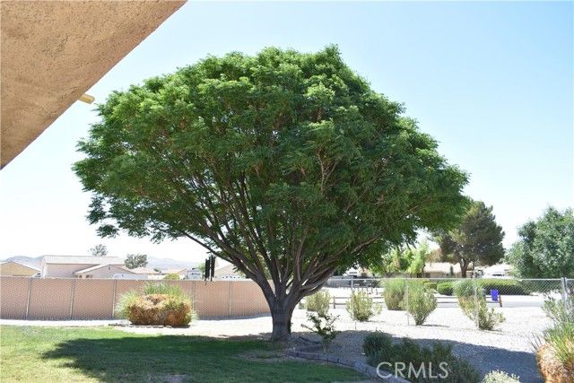 26709 Lakeview Drive, Helendale, CA 92342