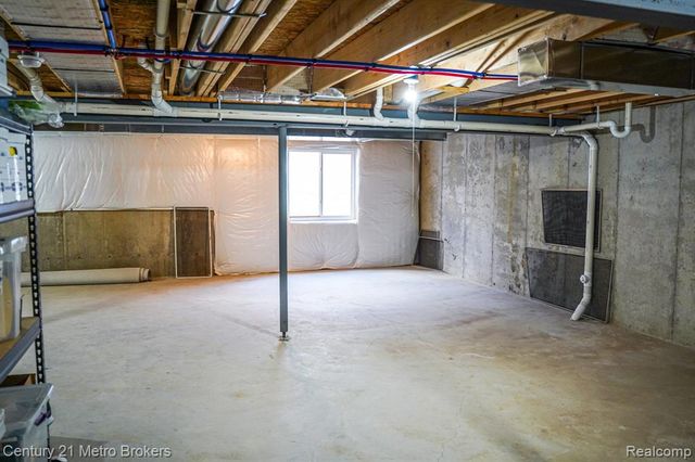 5424 Pintail Court, Burton, MI 48509