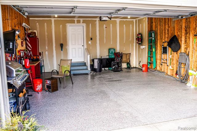 5424 Pintail Court, Burton, MI 48509