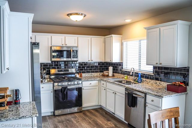 5424 Pintail Court, Burton, MI 48509