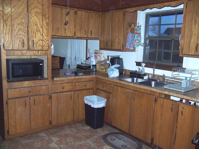 3700 Thomas Dr, Houma, LA 70363