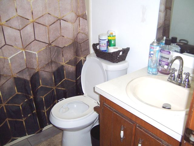 3700 Thomas Dr, Houma, LA 70363