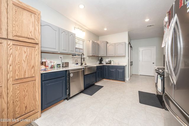 15405 Drake Lane, Biloxi, MS 39532