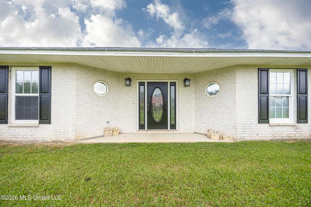 15405 Drake Lane, Biloxi, MS 39532
