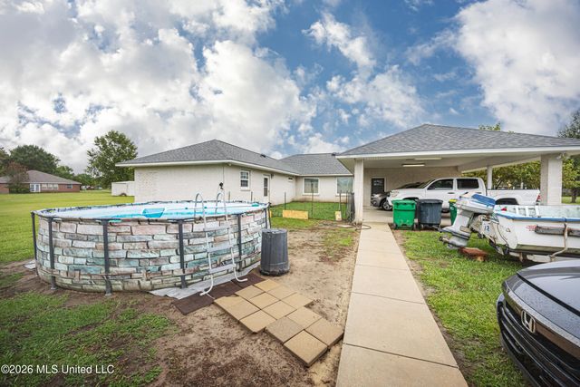 15405 Drake Lane, Biloxi, MS 39532